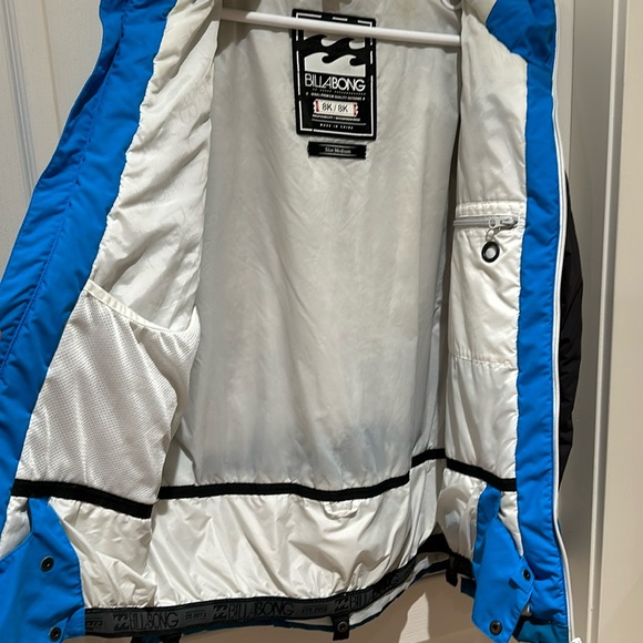 Billabong jacket - Picture 9 of 10